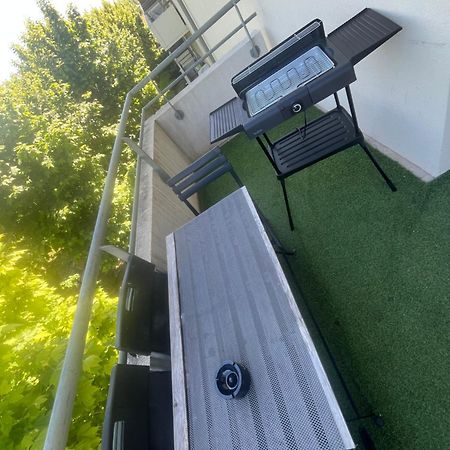 Appartement Spacieux Avec Piscine Marsiglia Esterno foto