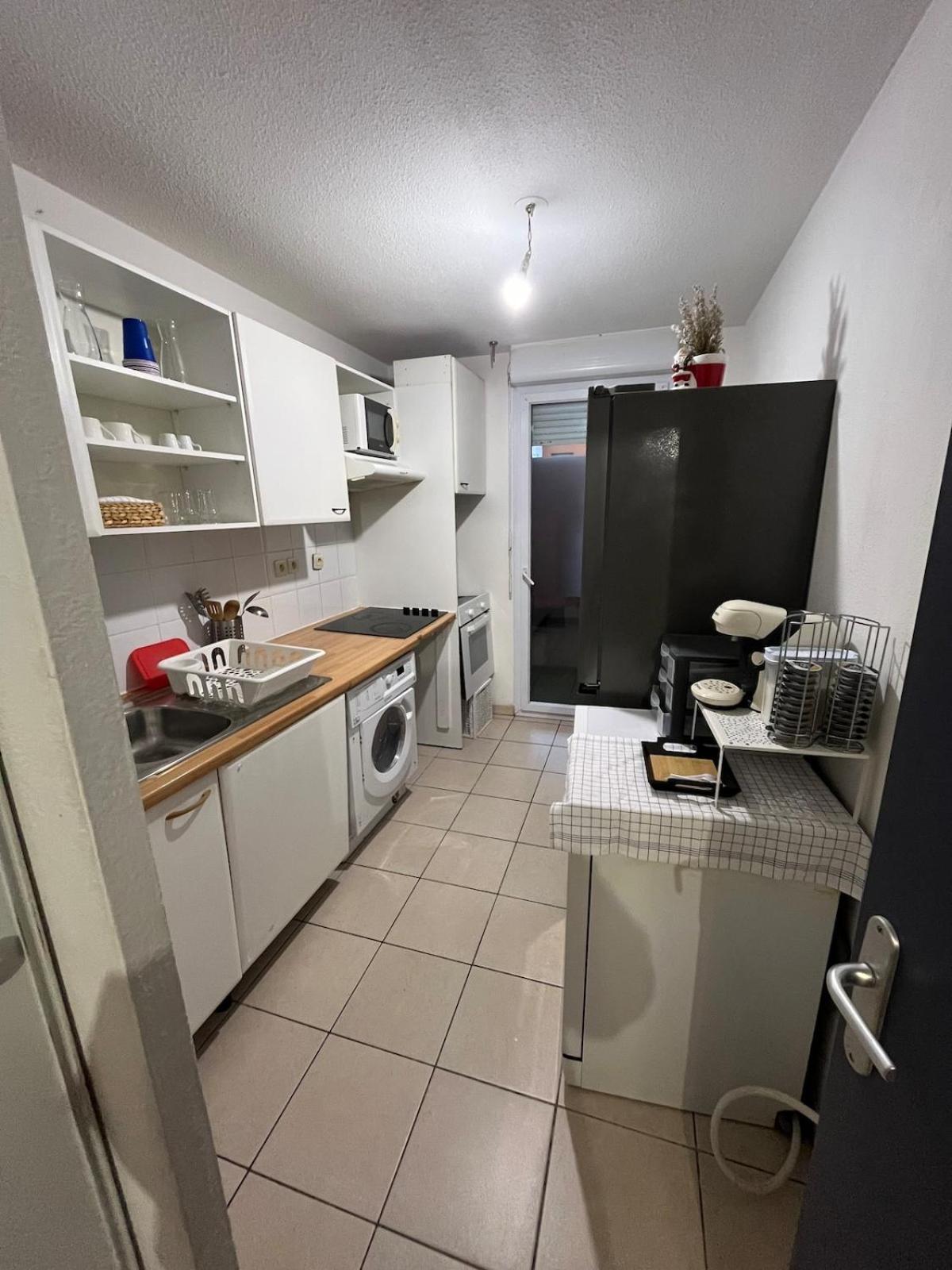 Appartement Spacieux Avec Piscine Marsiglia Esterno foto